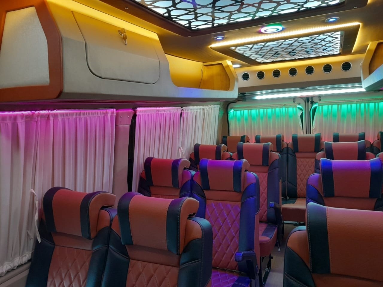 Mini Bus
